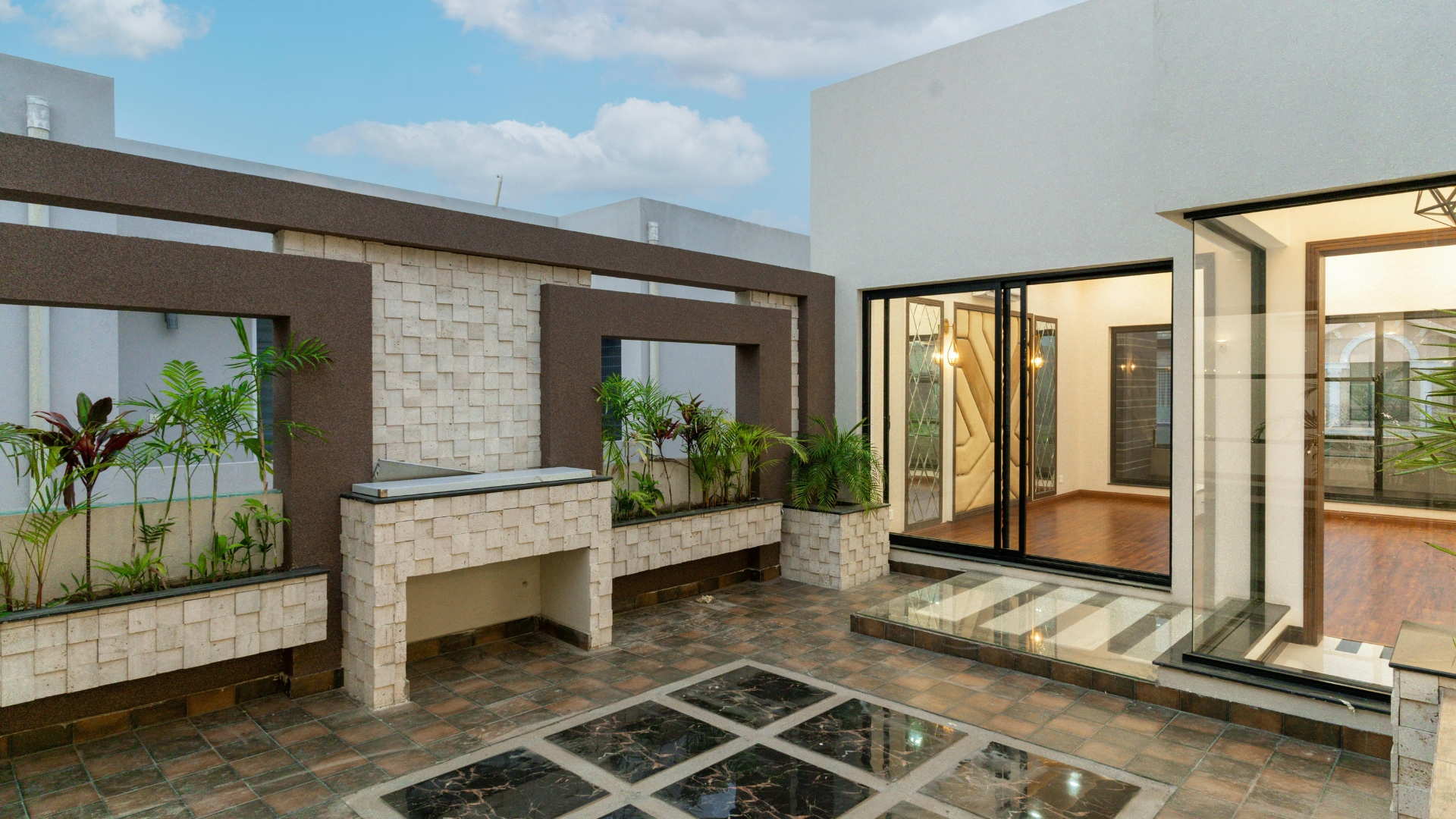 5 Outdoor Living Trends Dominating This Summer